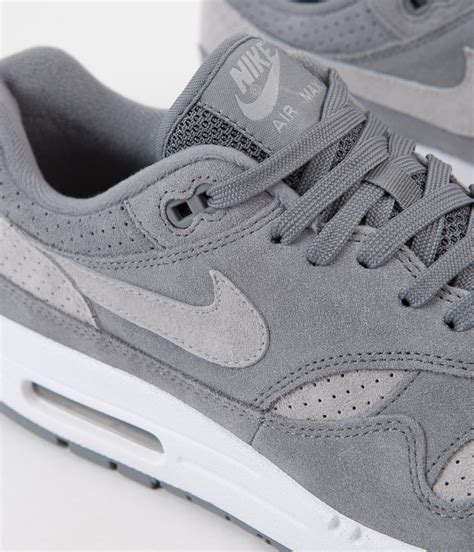 Air Max 1 Shoes (37) .